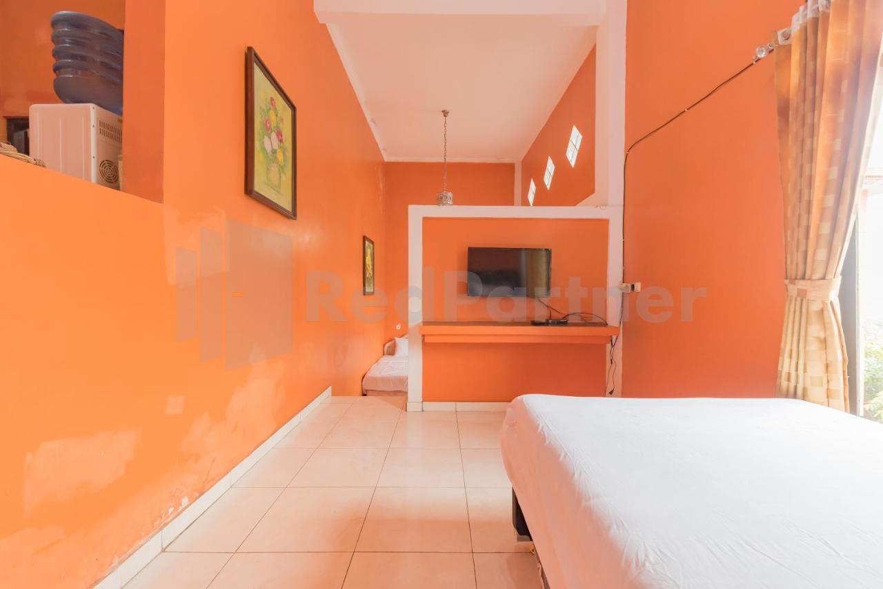 Pondok Hefi Ciwidey Mitra Reddoorz Exteriör bild