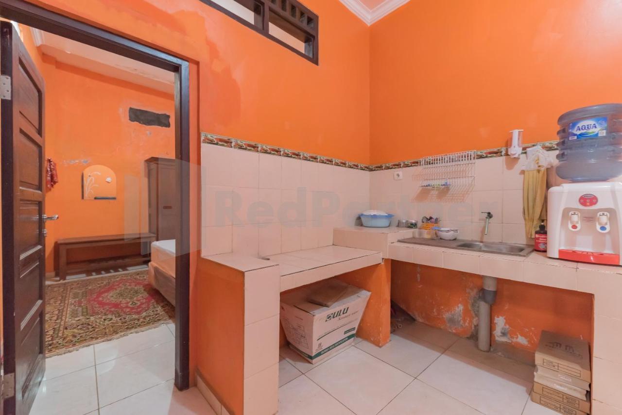 Pondok Hefi Ciwidey Mitra Reddoorz Exteriör bild